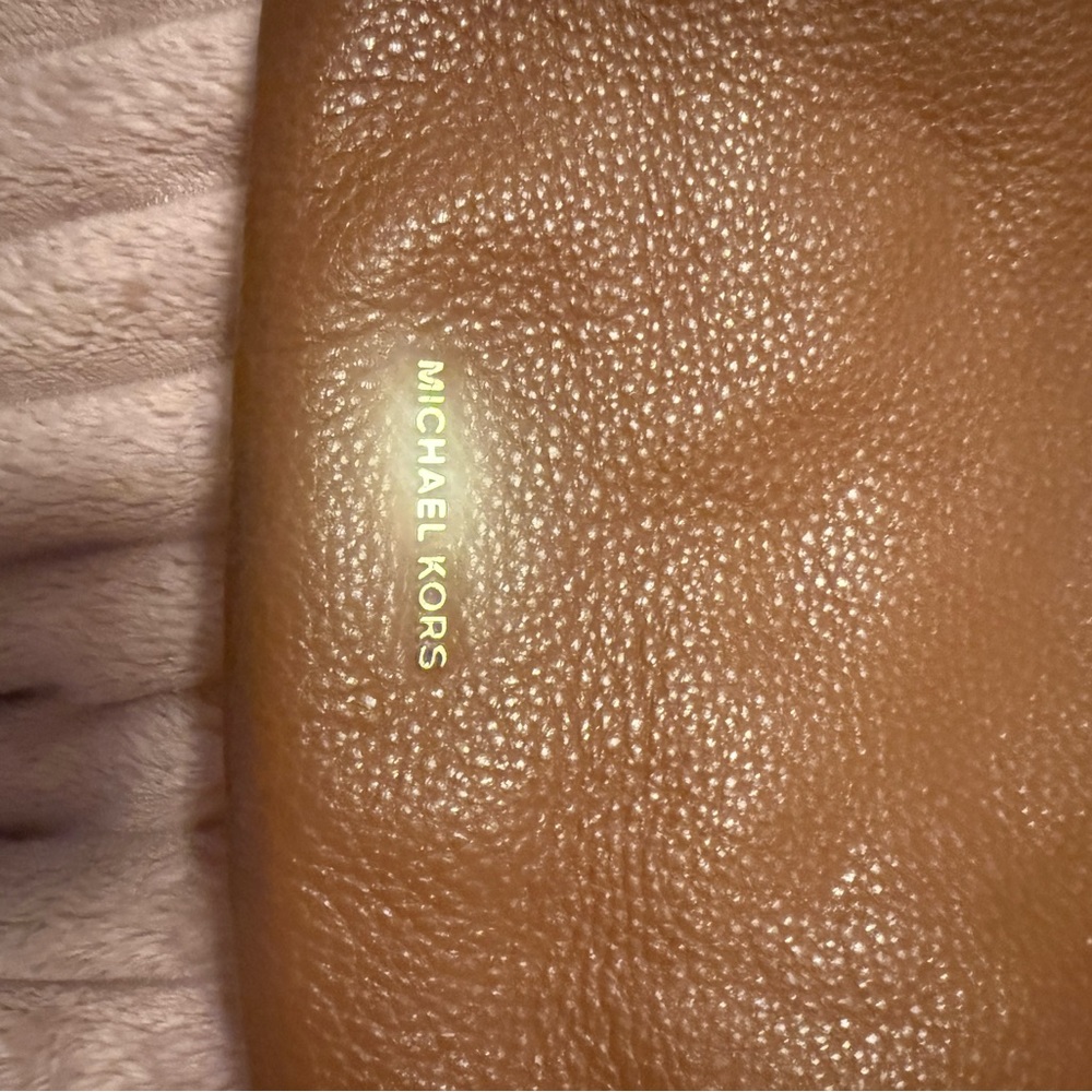 Michael Kors Tan Leather Hobo Bag - Picture 2 of 7